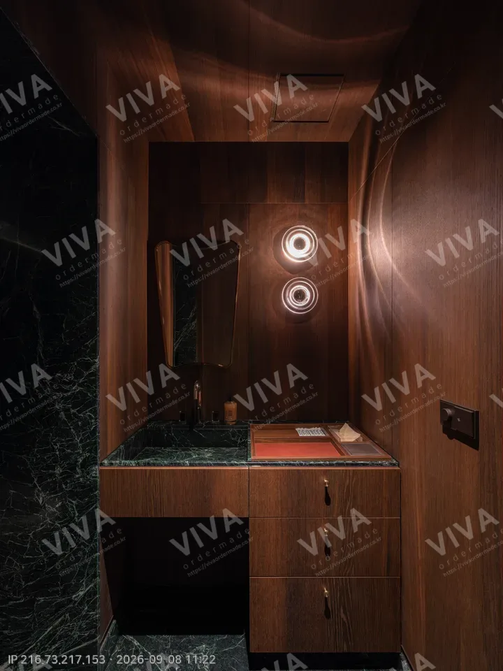 Bathrooms 4