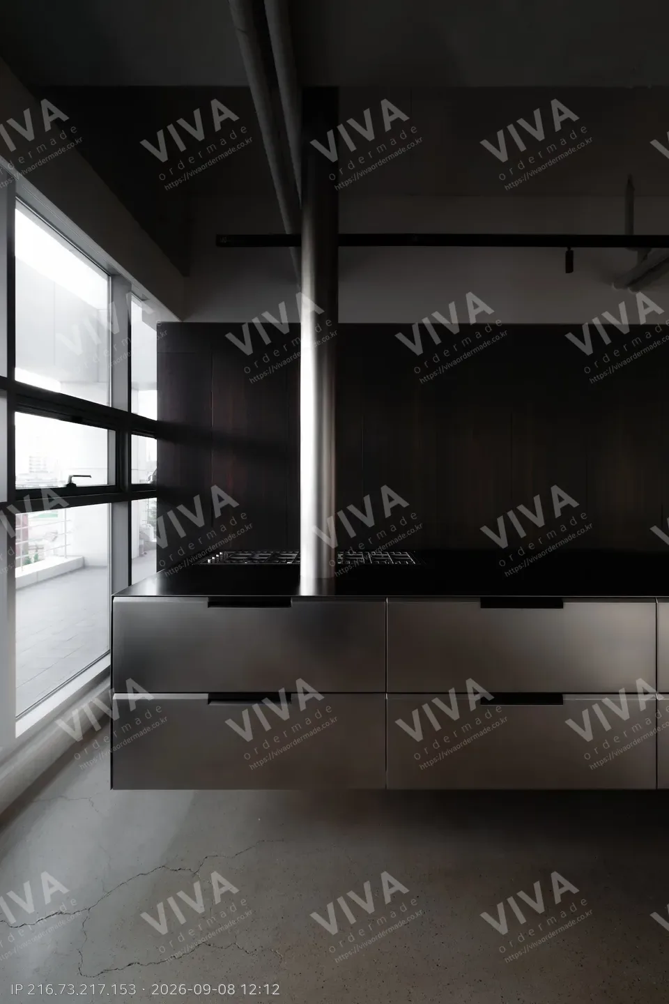 Showroom.